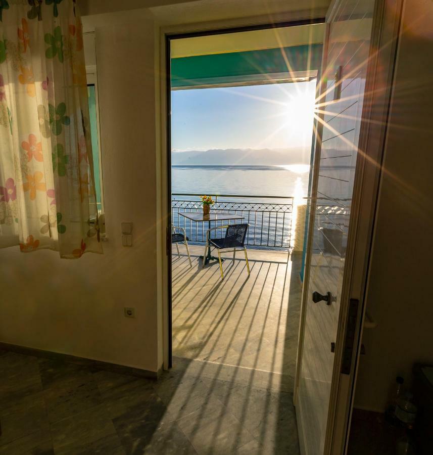 Iris Apartments Hráni Kültér fotó